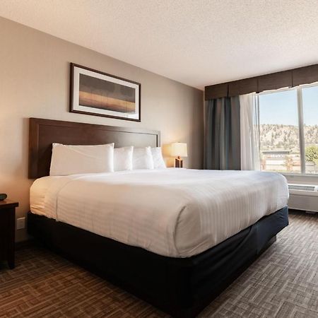 Hotel Kelowna & Conference Centre Eksteriør billede
