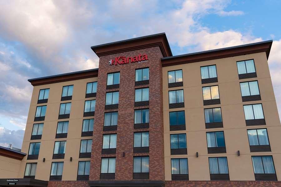 Hotel Kelowna & Conference Centre Eksteriør billede