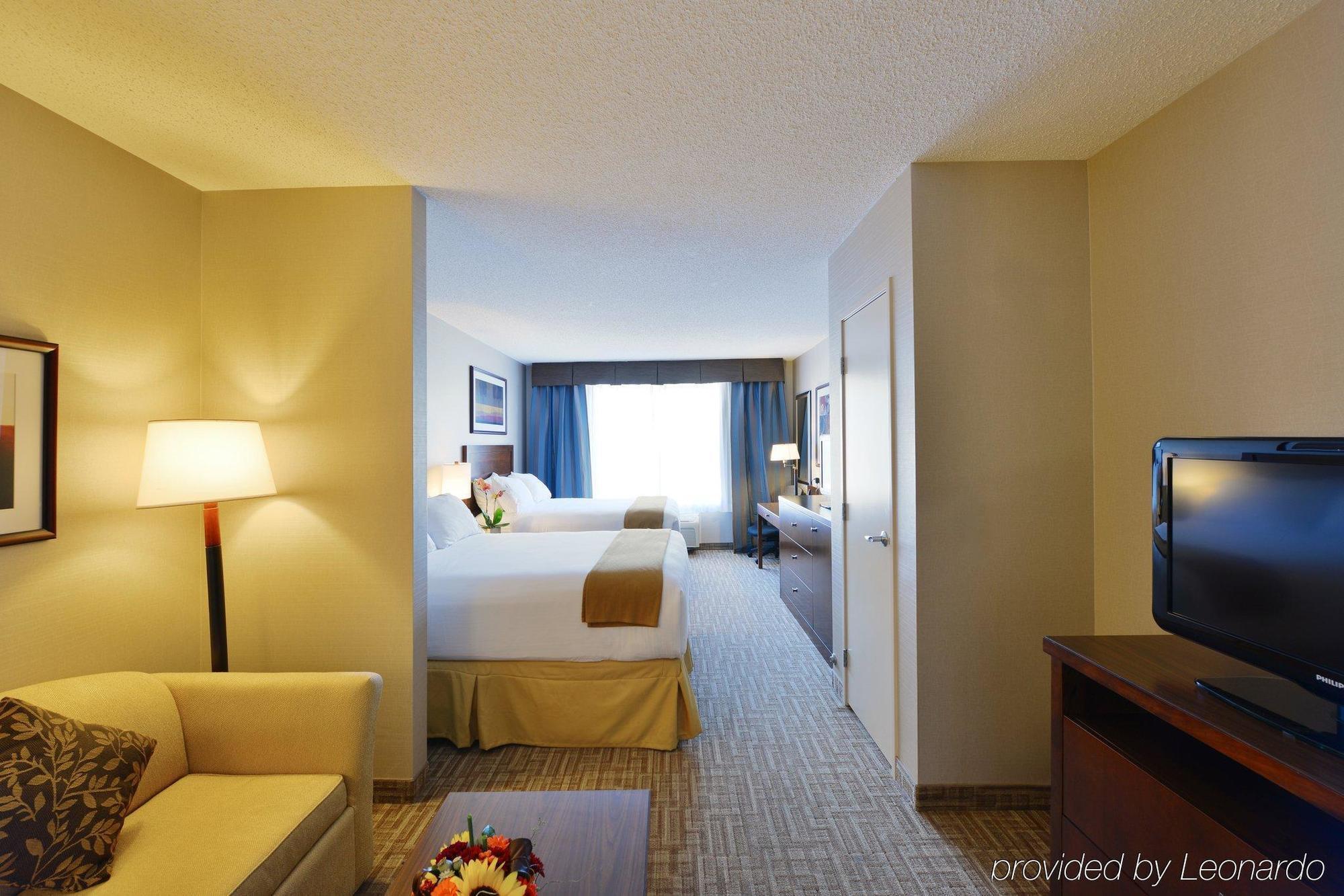 Hotel Kelowna & Conference Centre Eksteriør billede